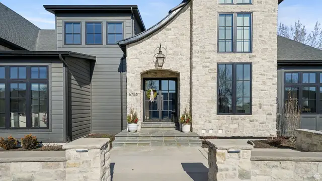 6756 W 10050 N, Highland, UT 84003 - Image #2