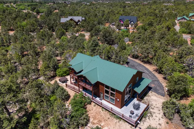 755 S Zion Ridge Rd, Orderville, UT 84758 - #2