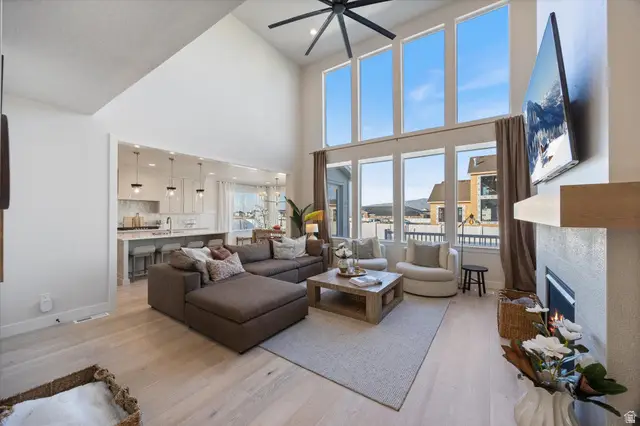 344 S Tahoe St, Vineyard, UT 84059 - Image #3