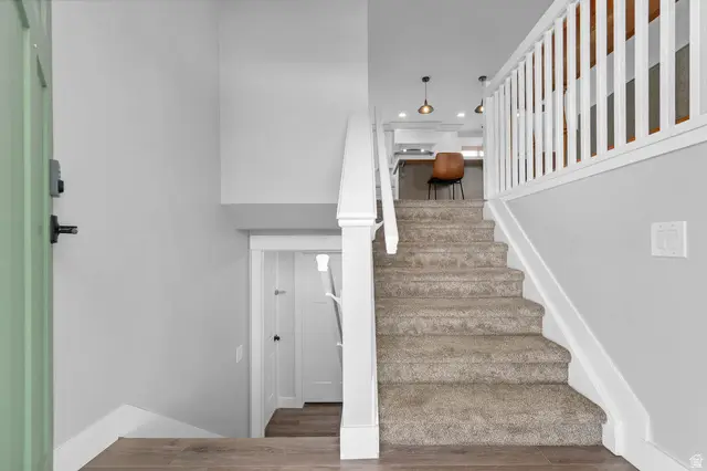 1156 N Cherrywood Dr E, Layton, UT 84040 - Image #3