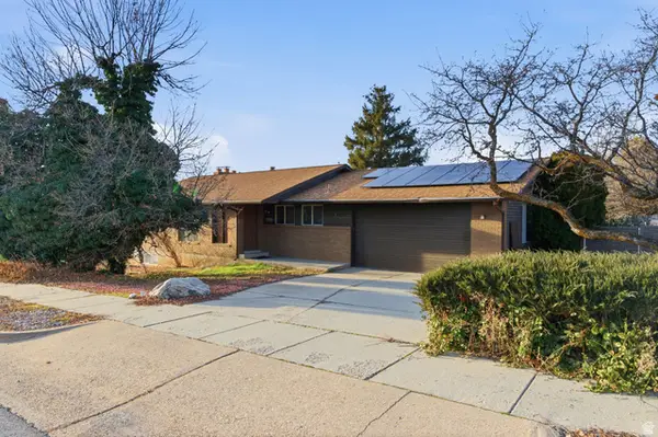 815 E Oxford Dr N, Kaysville, UT 84037