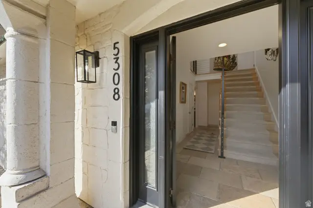 5308 S Baywood Cir, Holladay, UT 84117 - Image #3