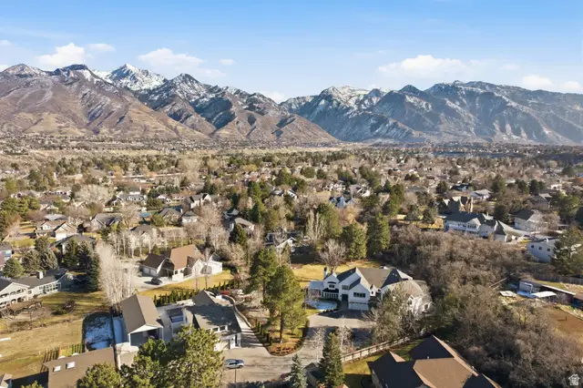 2152 E Creek Rd S, Sandy, UT 84093 - #3