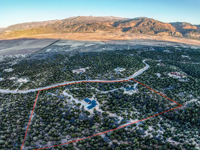 6688 S Bareback Rd, Cedar City, UT 84720 - Image #2