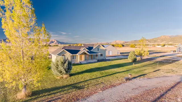 424 S Ranch Ln, Malad City, ID 83252 - #2