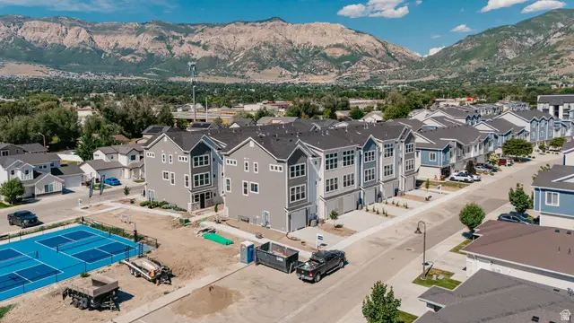 247 E 1850 N #2, North Ogden, UT 84414 - Image #3