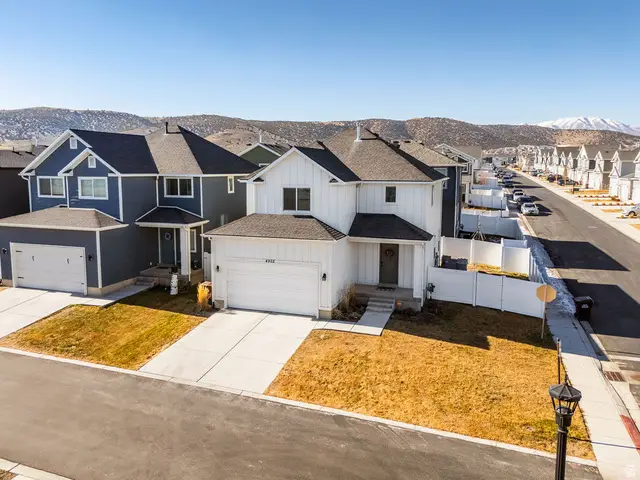4952 E Lake Corner Dr, Eagle Mountain, UT 84005 - Image #3