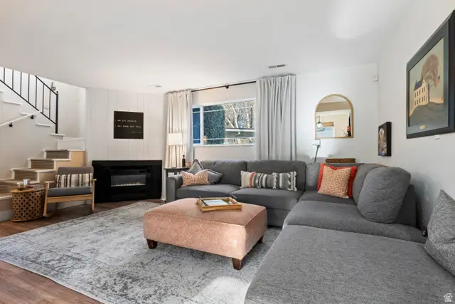 2615 E Canterbury Ln S, Cottonwood Heights, UT 84121 - Image #3