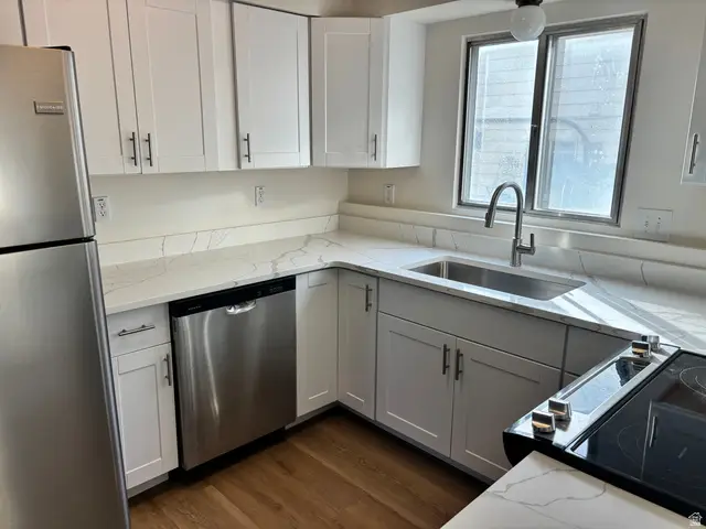 111 E Center N #6A, Clearfield, UT 84015 - #3