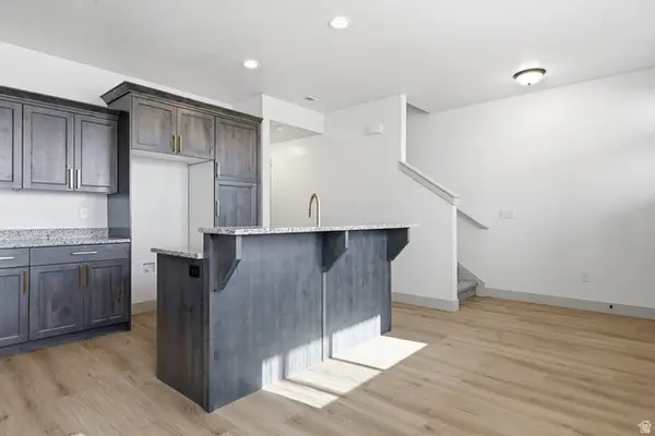 862 E 250 N, Hyrum, UT 84319