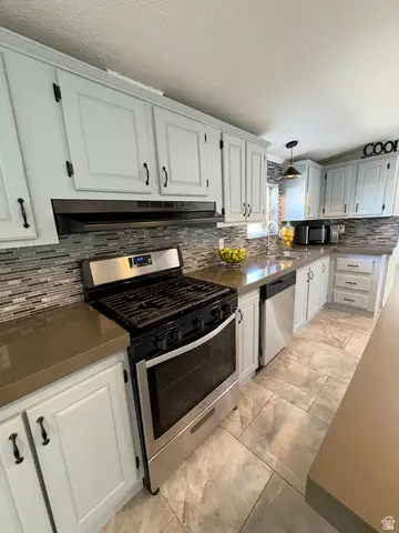 7110 S 1115 W, West Jordan, UT 84084 - #2