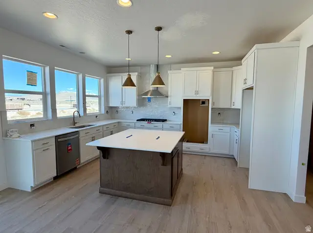 1131 E Blackfeet Dr #520, Eagle Mountain, UT 84005 - #3