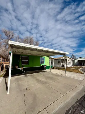 1594 W 400 S #81, Salt Lake City, UT 84104