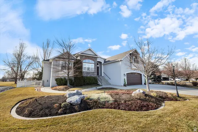 5537 W Kensington Cir, Highland, UT 84003 - Image #3