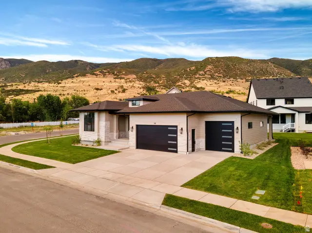 581 W Summerhill Ln N, Centerville, UT 84014 - #3