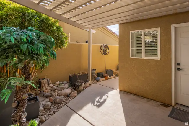 648 W Hale Ave, Moab, UT 84532 - #3