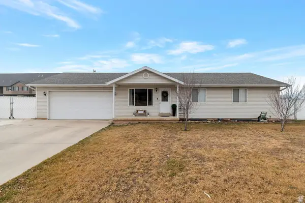566 S Center St, Santaquin, UT 84655