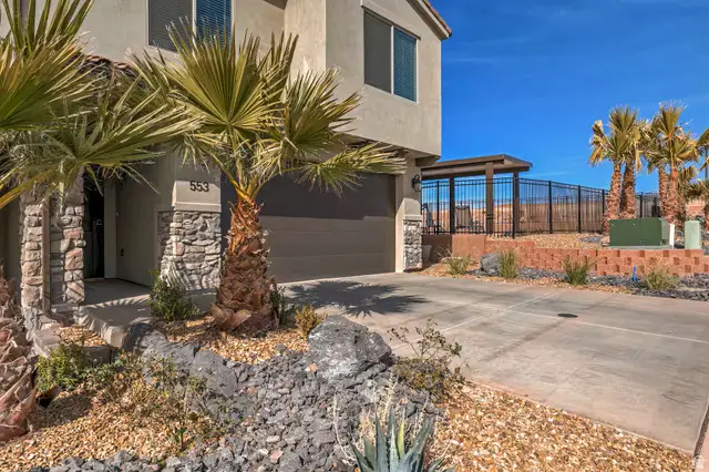 553 N Ventura Ln, Washington, UT 84780 - #1