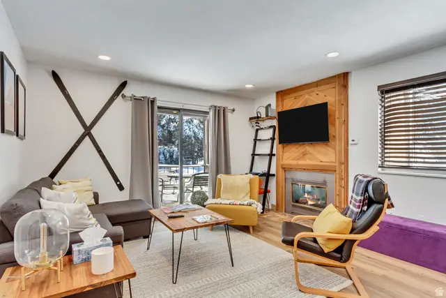 2025 Canyons Resort Dr #B4, Park City, UT 84098 - #3