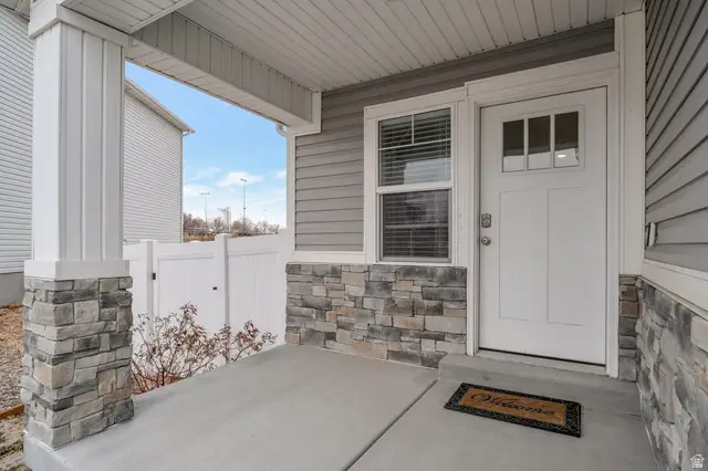 5907 S Crown Park Cv, Kearns, UT 84118 - #2