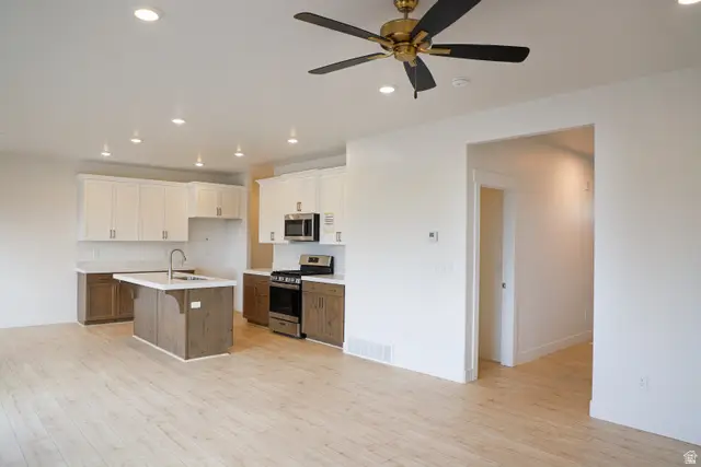 445 E 720 N Lot #9 N, Salem, UT 84653 - #3