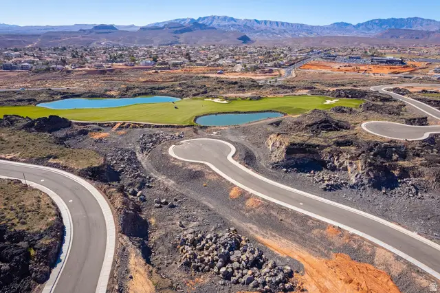 2430 Phil Smith Ct #21, Santa Clara, UT 84765 - #1