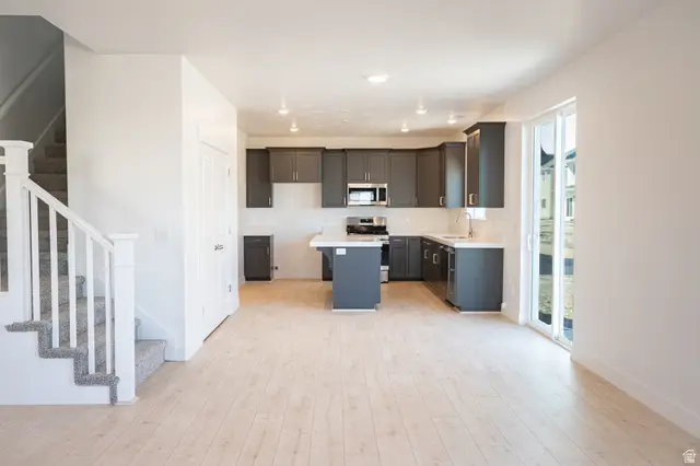 1151 N 1020 W, Salem, UT 84653 - #2