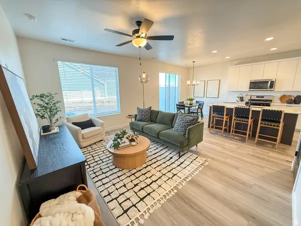 3659 S 4600 W #216, West Haven, UT 84401