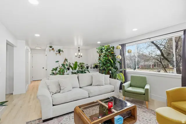 846 W 2600 N, Clinton, UT 84015 - #3