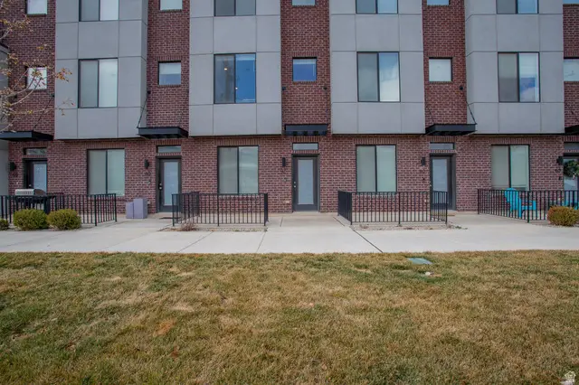 25 E Center St N #61, North Salt Lake, UT 84054 - #1
