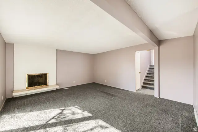 845 E Larkspur Dr, Sandy, UT 84094 - #2