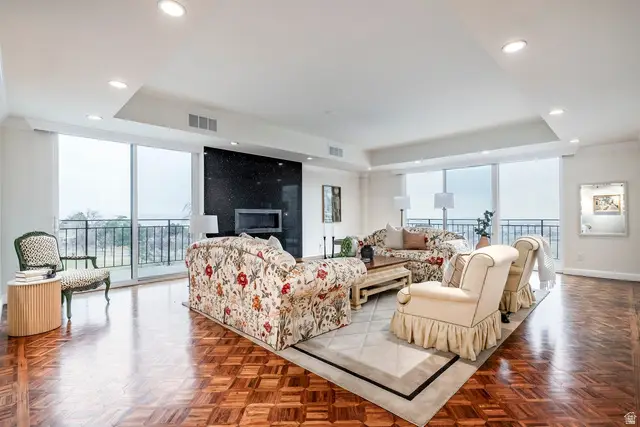 910 S Donner Way #404, Salt Lake City, UT 84108 - #3