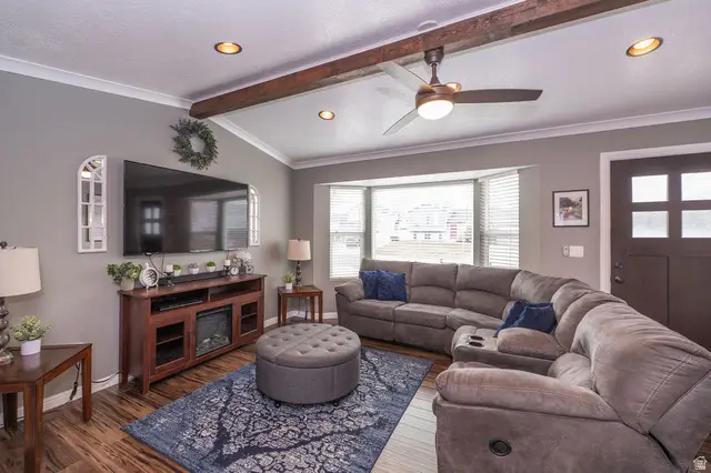 6276 W Contadora Dr, West Valley City, UT 84128 - #2