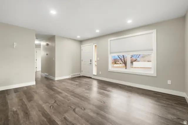 14026 S Ben Lomond Peak Dr, Riverton, UT 84096 - #2