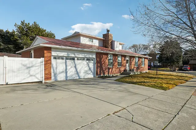 12161 S Spring Ridge Cir, Sandy, UT 84094 - #2