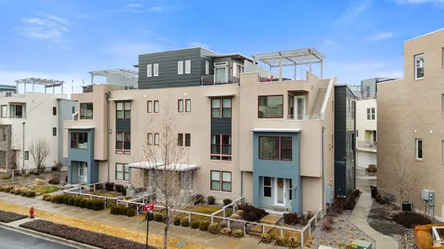 4506 W Daybreak Rim Way, South Jordan, UT 84009 - #2