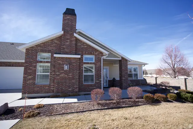 3242 W Harvest Chase Dr, South Jordan, UT 84095 - #2