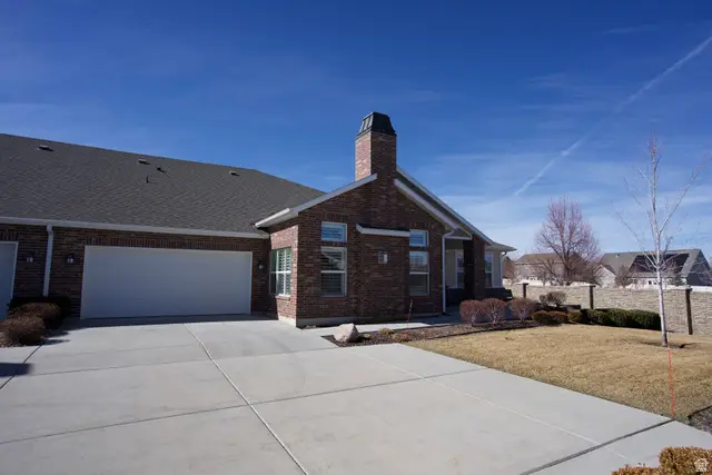 3242 W Harvest Chase Dr, South Jordan, UT 84095 - #3