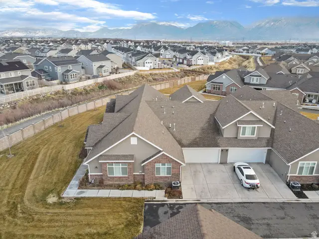 5508 W Copper Gulch Ln #C, Herriman, UT 84096 - #2