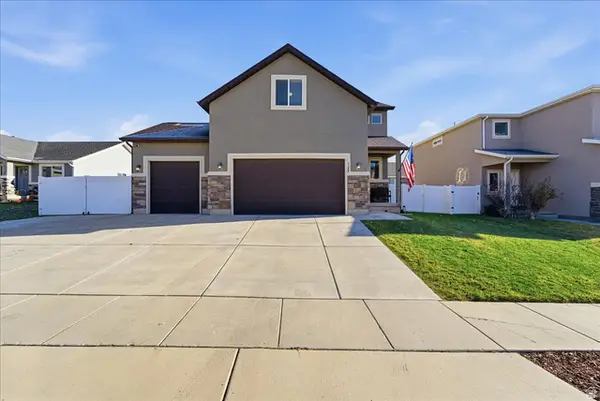 4182 N Sleeping Hollow Dr W, Eagle Mountain, UT 84005