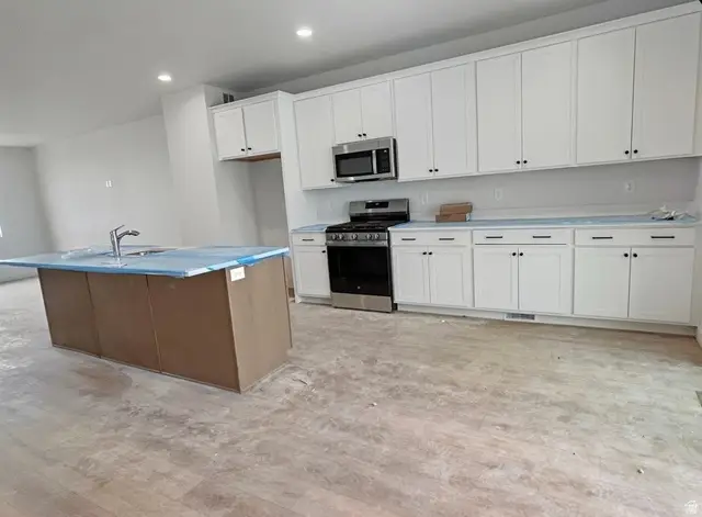 11778 S Flying Fish Dr #611, South Jordan, UT 84009 - #3