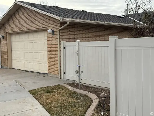 5505 S 1025 E, South Ogden, UT 84405 - #3