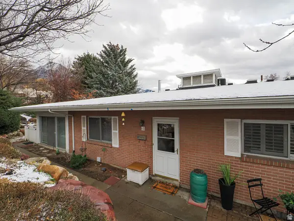 2278 E Carriage Ln S, Holladay, UT 84117