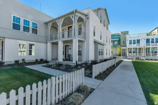 11207 S Kestrel Rise Rd, South Jordan, UT 84009 - #2