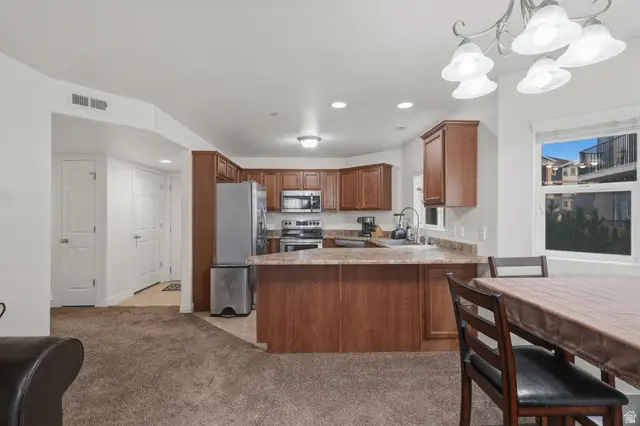 8229 S Resaca Dr #D3, Sandy, UT 84070 - #2