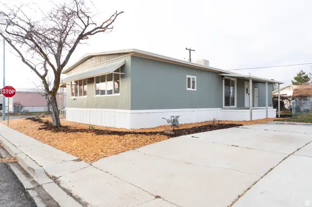 1940 W 3920 S, Roy, UT 84067 - #2