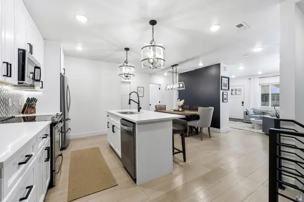 2430 S 800 E, Salt Lake City, UT 84106