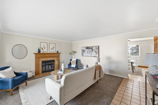 1650 E Budding Dr, Sandy, UT 84092 - #3