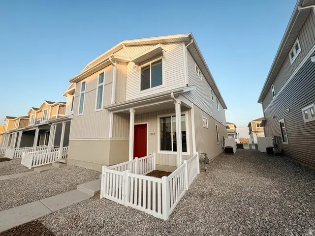 29 N Bear River Rd, Saratoga Springs, UT 84045 - #2