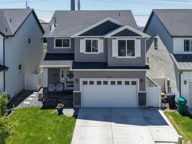 957 W Mckenna Rd S, Bluffdale, UT 84065 - #2